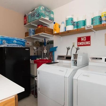 Unique, Convenient, Centrally Located Apartment Kent Esterno foto