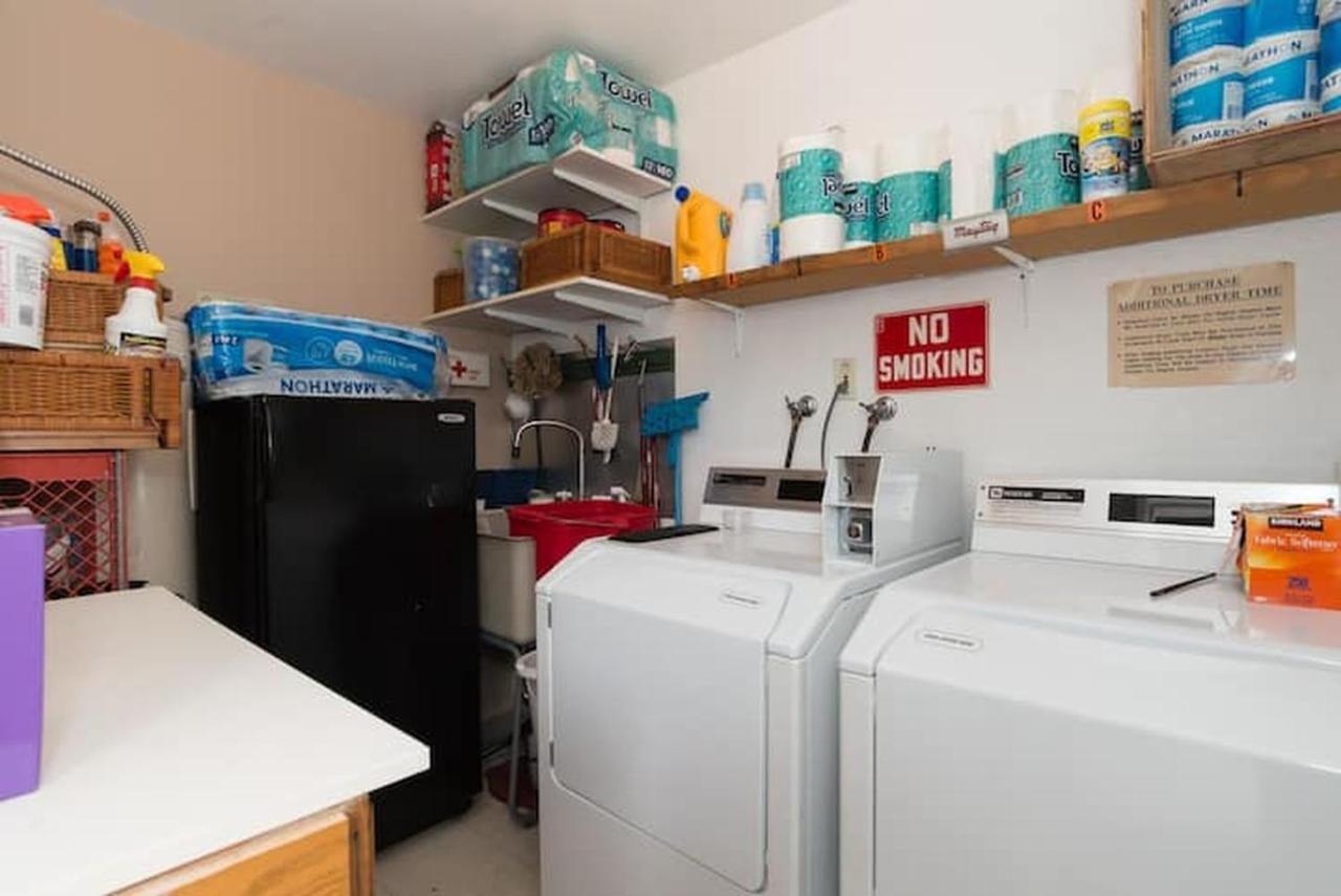Unique, Convenient, Centrally Located Apartment Kent Esterno foto